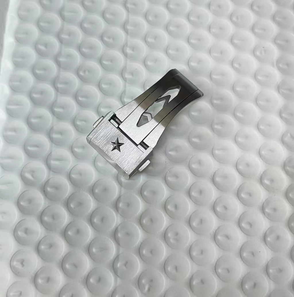 Zenith  Defy Chronomaster Deployment Folding Buckle 18 mm