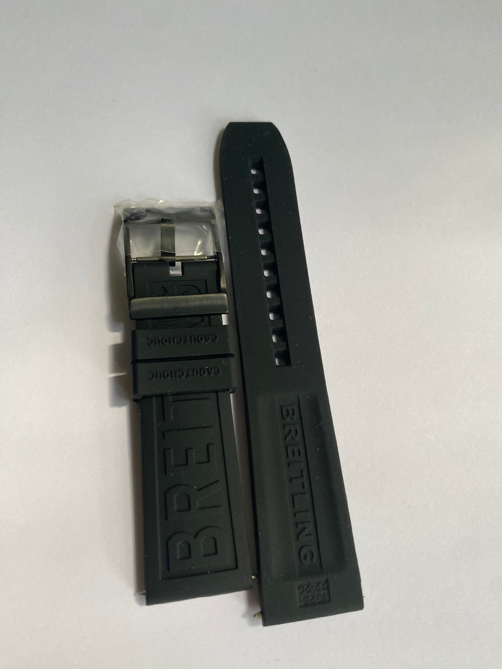 Breitling 22-20 mm black rubber strap with black pin buckle 152S