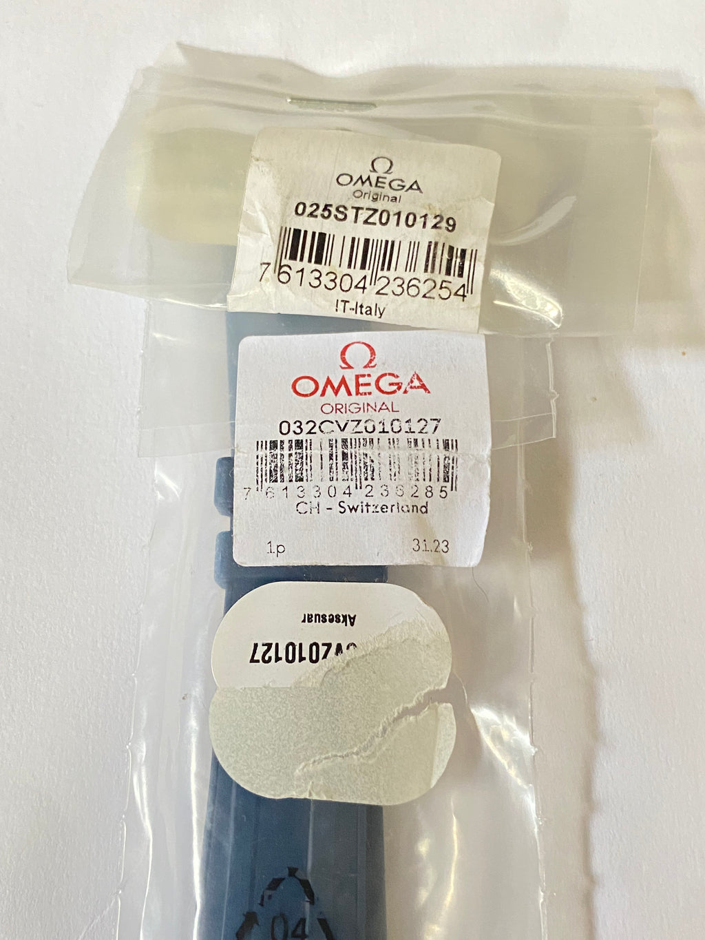 Original Omega Seamaster 300m Professional 8800 Caliber Navy Blue Rubber Strap 20 mm 032CVZ010127