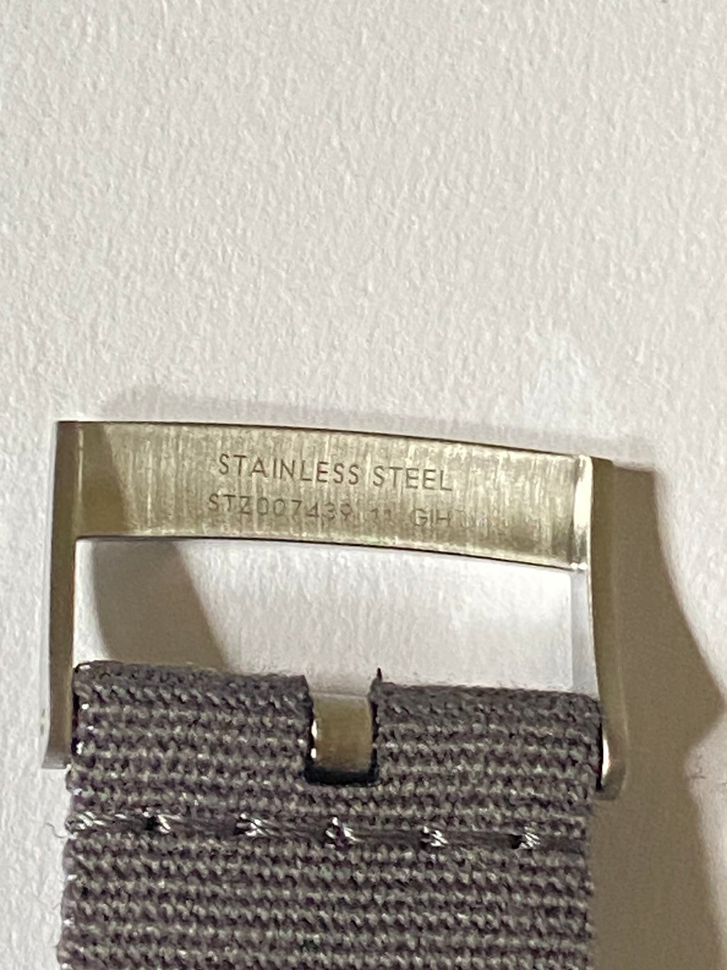 Omega original 22 mm grey nato strap with silver pin buckle  CVZ007575  025STZ007439