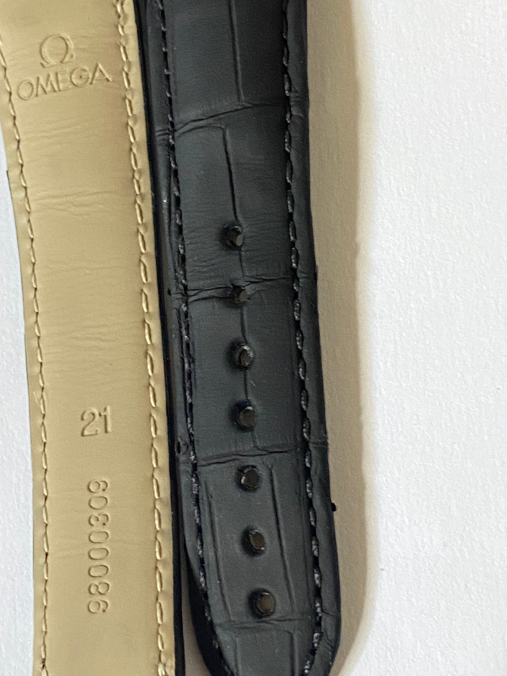 OEM Omega Seamaster Aqua Terra 21 mm black alligator Leather Strap 98000309
