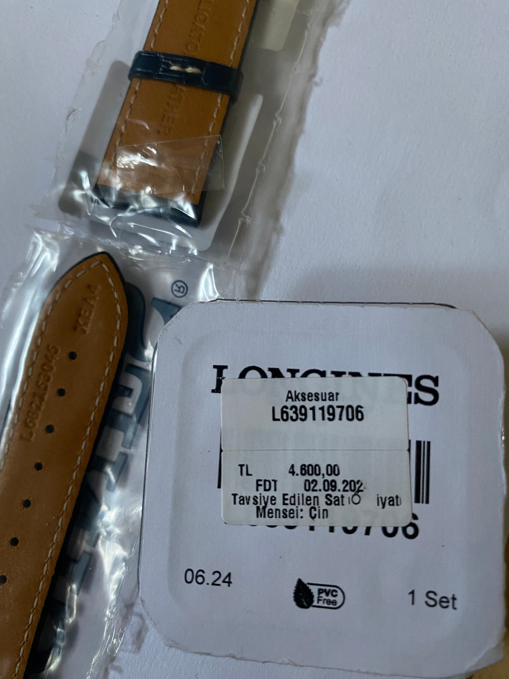 Longines Original Master Collection Moonphase 21 mm  Navy Blue Alligator XL Leather Strap with silver deployment buckle L682153045