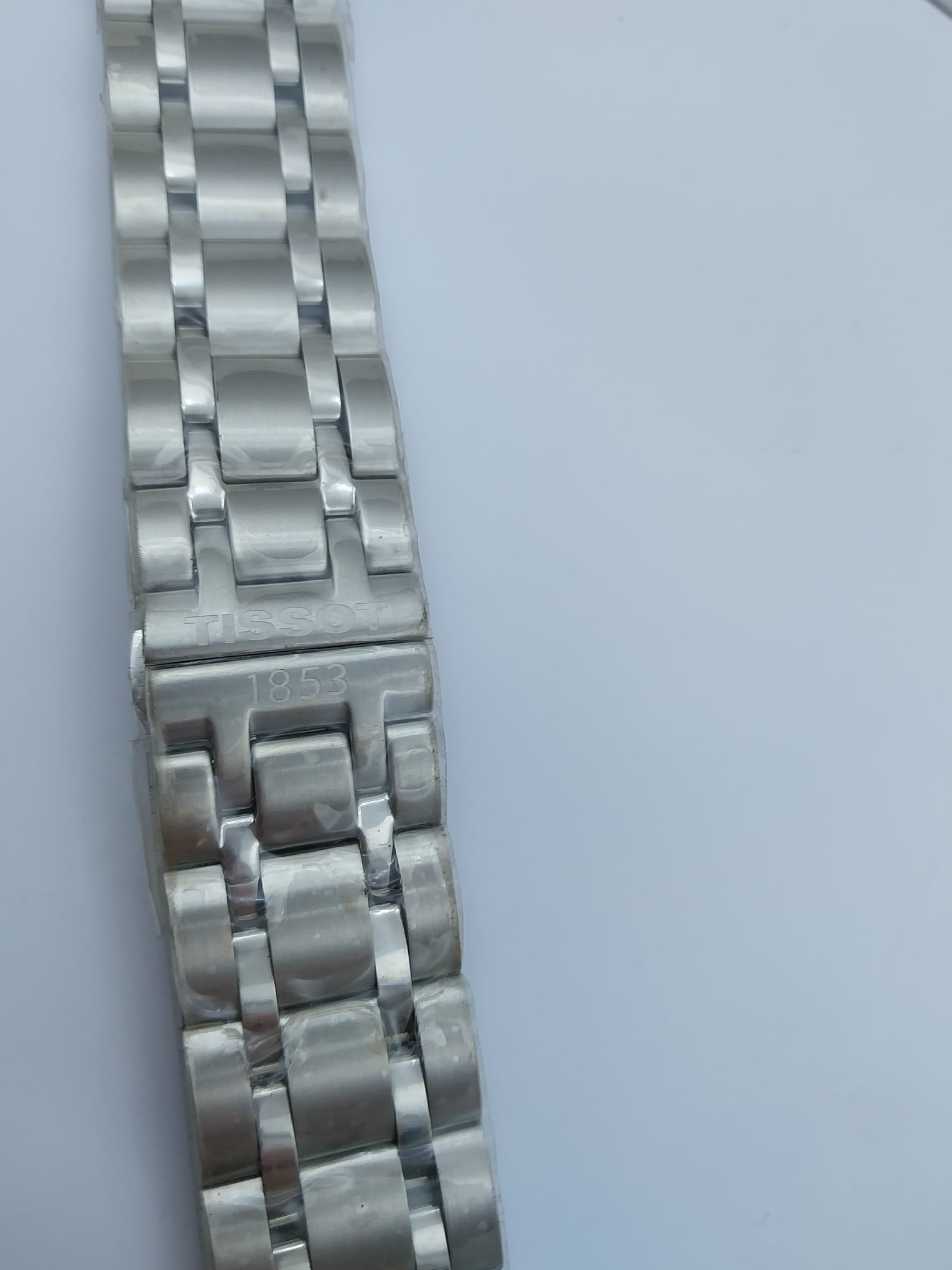 Tissot Couturier 24 mm T035627 Steel Bracelet T605028352