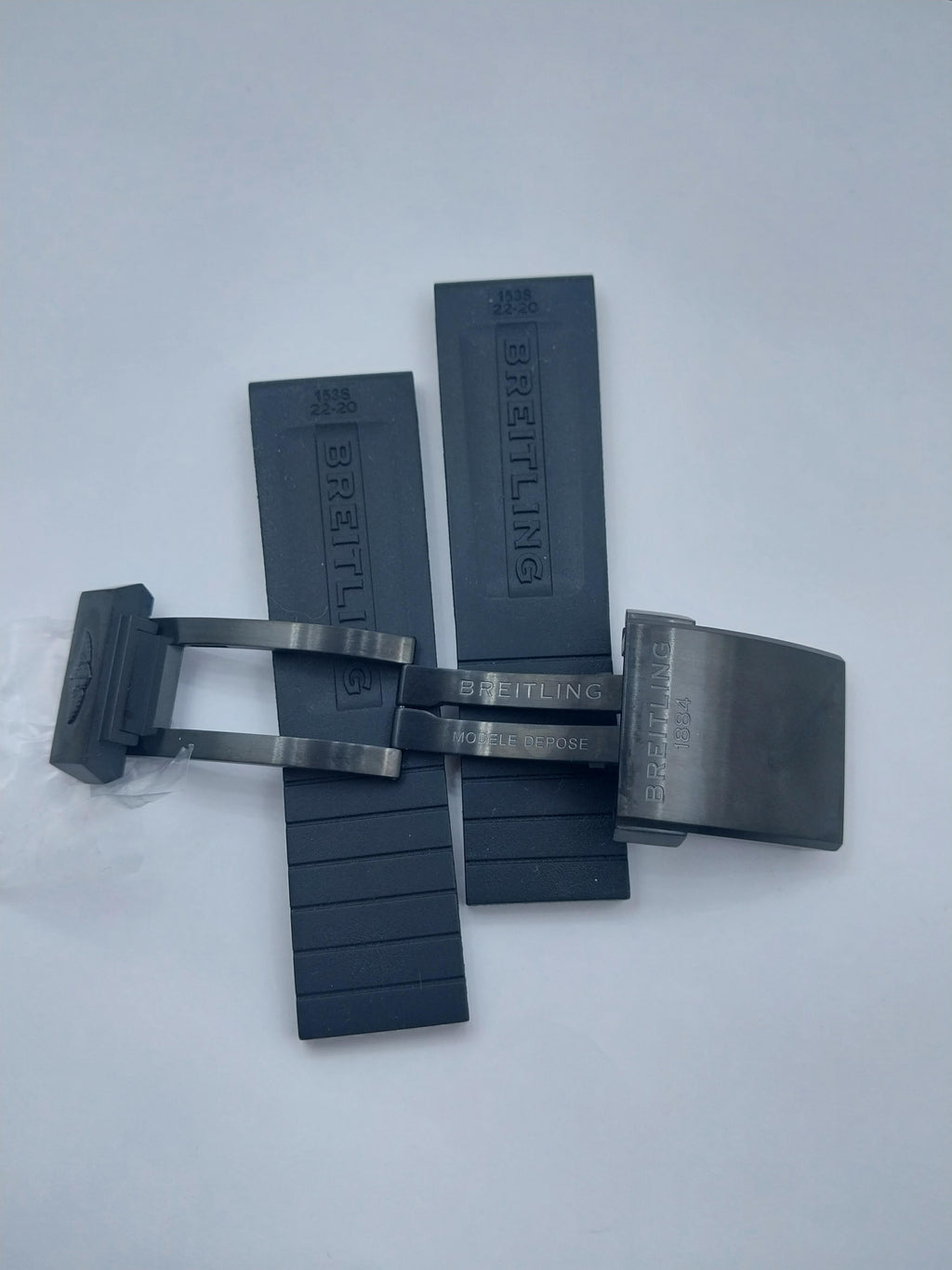 Breitling 22 mm black rubber strap with black deployment buckle  153S